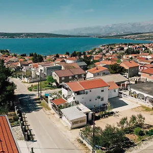 Apartman Melita, Zára